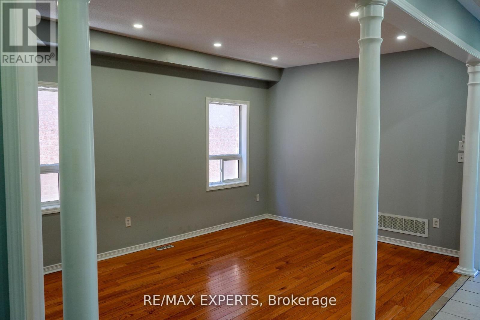 63 Haviland Circle, Brampton, Ontario  L6R 0T7 - Photo 14 - W12629586