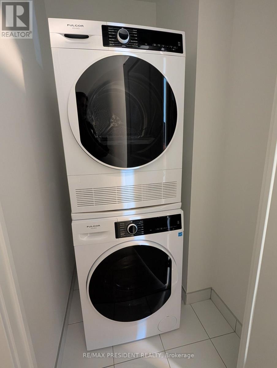 722 - 15 Skyridge Drive, Brampton (Bram East), Ontario  L6P 4S7 - Photo 5 - W12629612