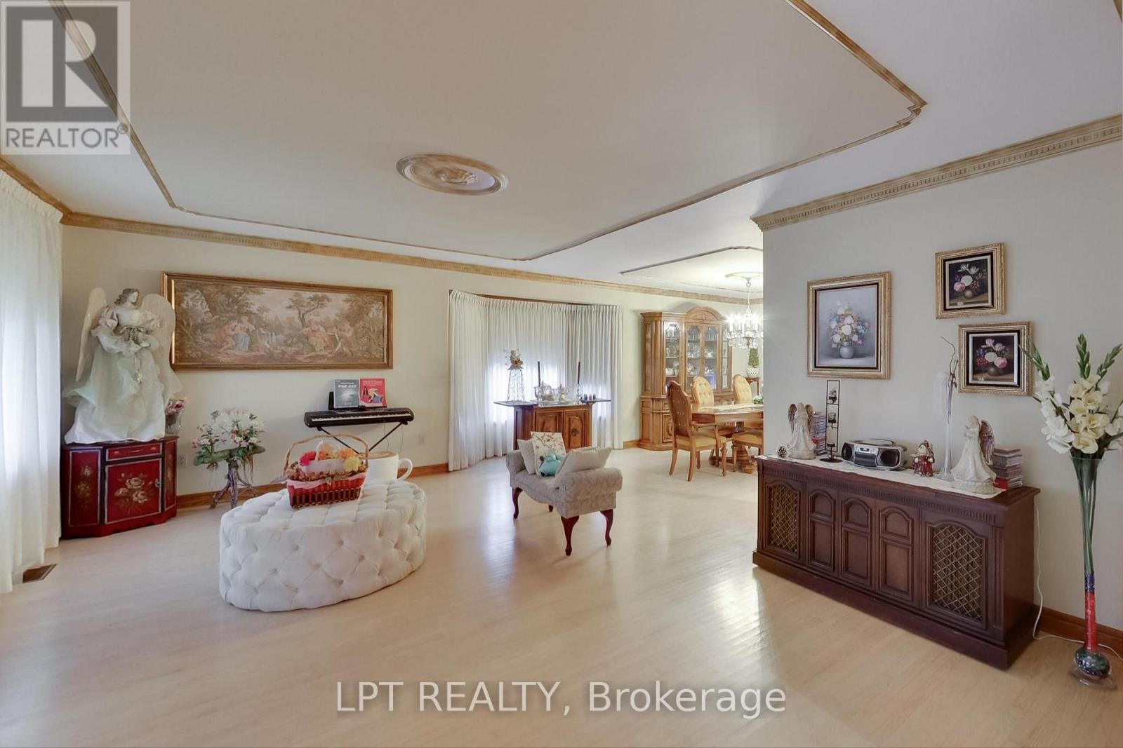 6 Fenton Way, Brampton, Ontario  L6P 0P5 - Photo 15 - W12629622