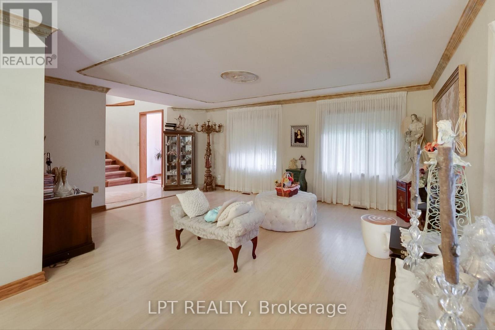 6 Fenton Way, Brampton, Ontario  L6P 0P5 - Photo 19 - W12629622