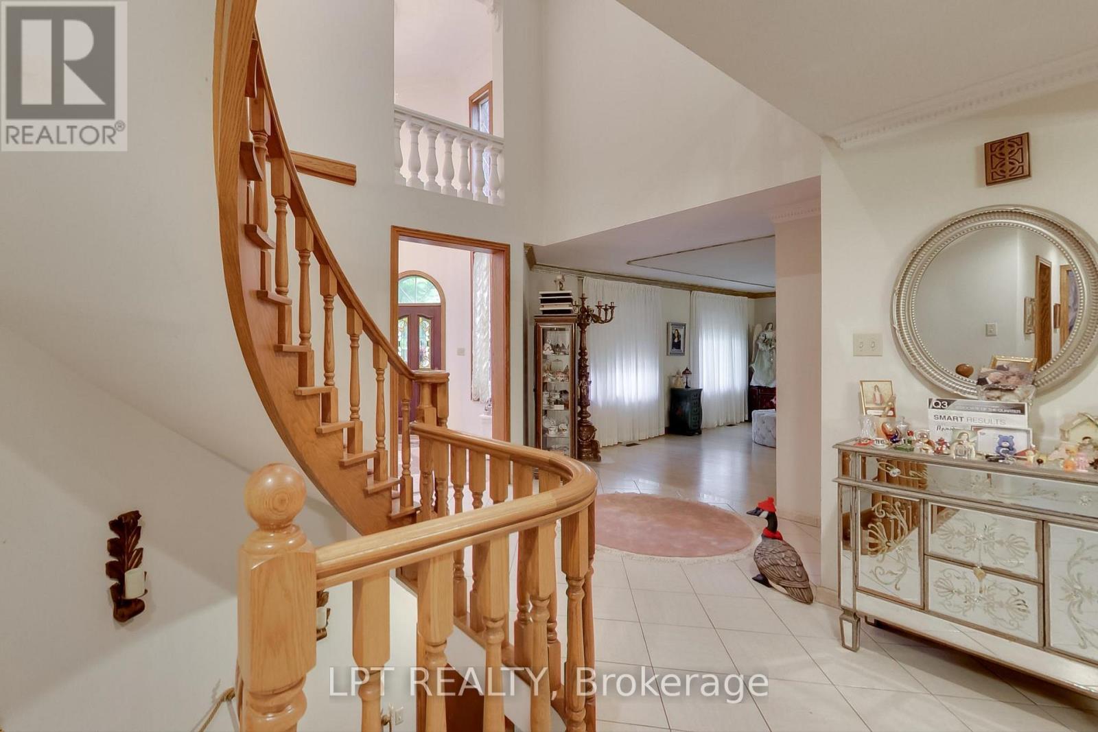 6 Fenton Way, Brampton, Ontario  L6P 0P5 - Photo 44 - W12629622