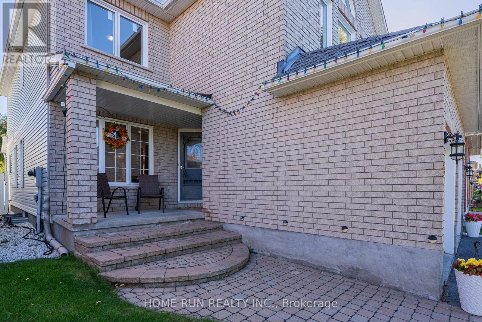 17 Rodeo Drive, Ottawa, Ontario  K2J 4Z3 - Photo 3 - X12629720