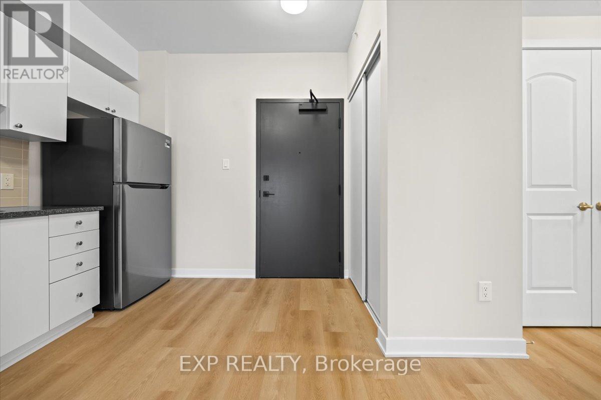 212 - 3600 Brian Coburn Boulevard, Ottawa, Ontario  K4A 5T8 - Photo 2 - X12629730