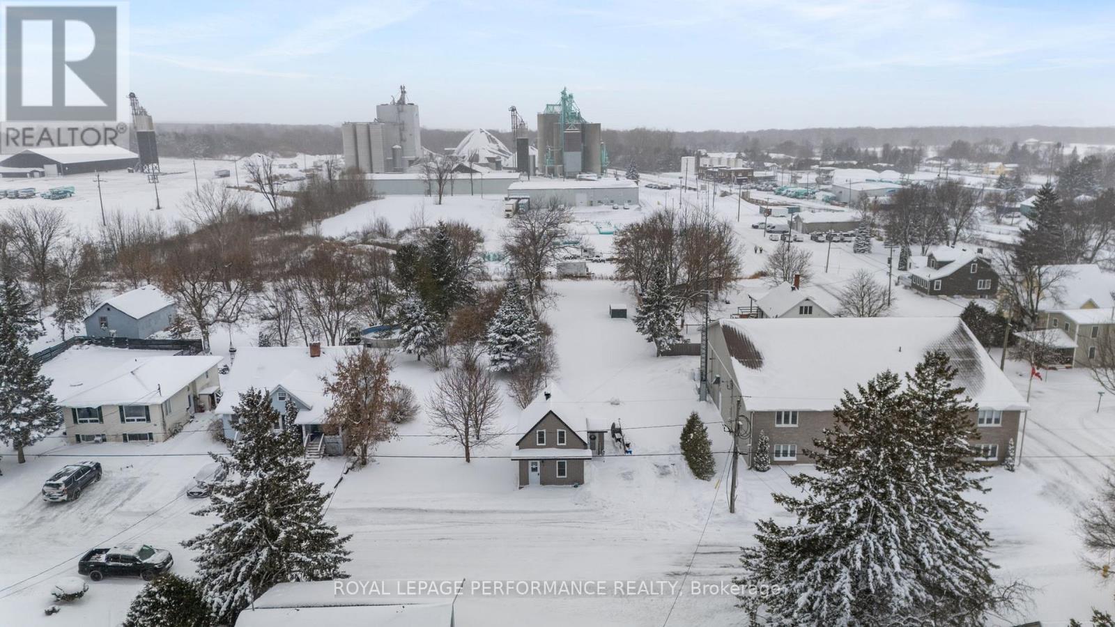 6 Spring Street, North Glengarry, Ontario K0C 1T0 - Photo 8 - X12629740