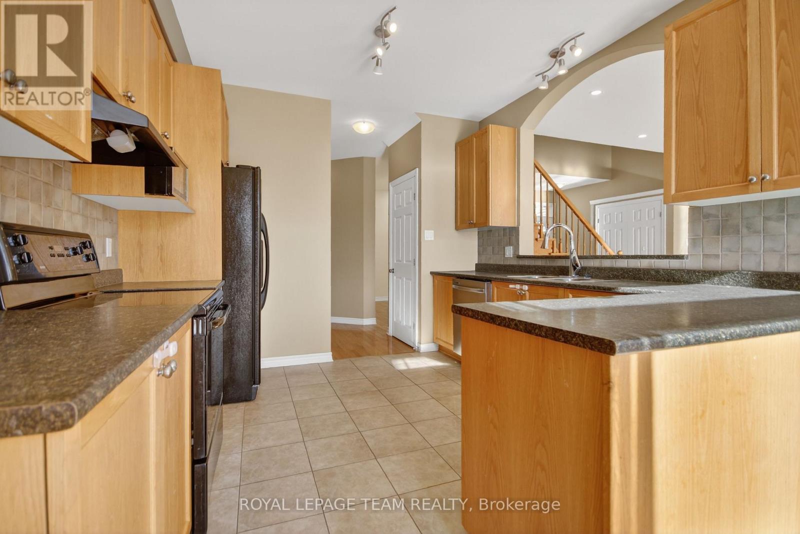 59 Polo Lane, Ottawa, Ontario  K2M 2Y4 - Photo 17 - X12629774