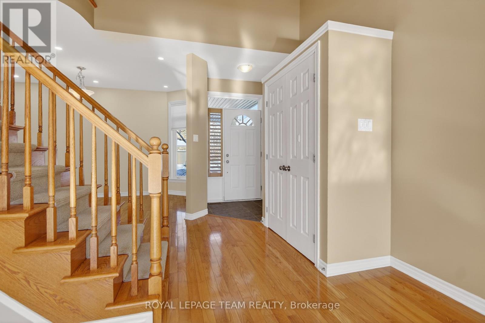 59 Polo Lane, Ottawa, Ontario  K2M 2Y4 - Photo 3 - X12629774