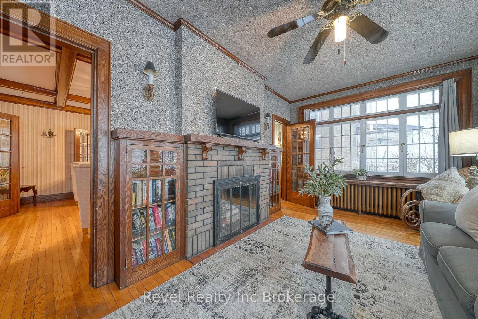 140 Vansittart Avenue, Woodstock, Ontario  N4S 6E6 - Photo 17 - X12629762