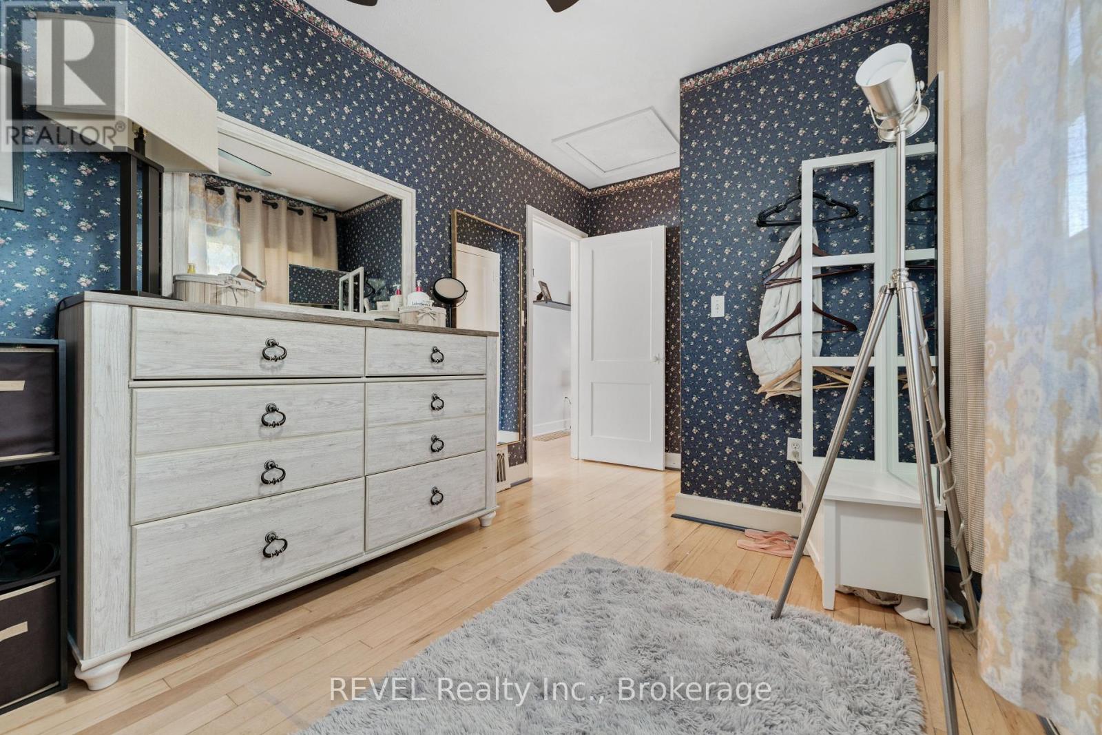 7962 Booth Street, Niagara Falls (Ascot), Ontario  L2H 1E8 - Photo 12 - X12629694