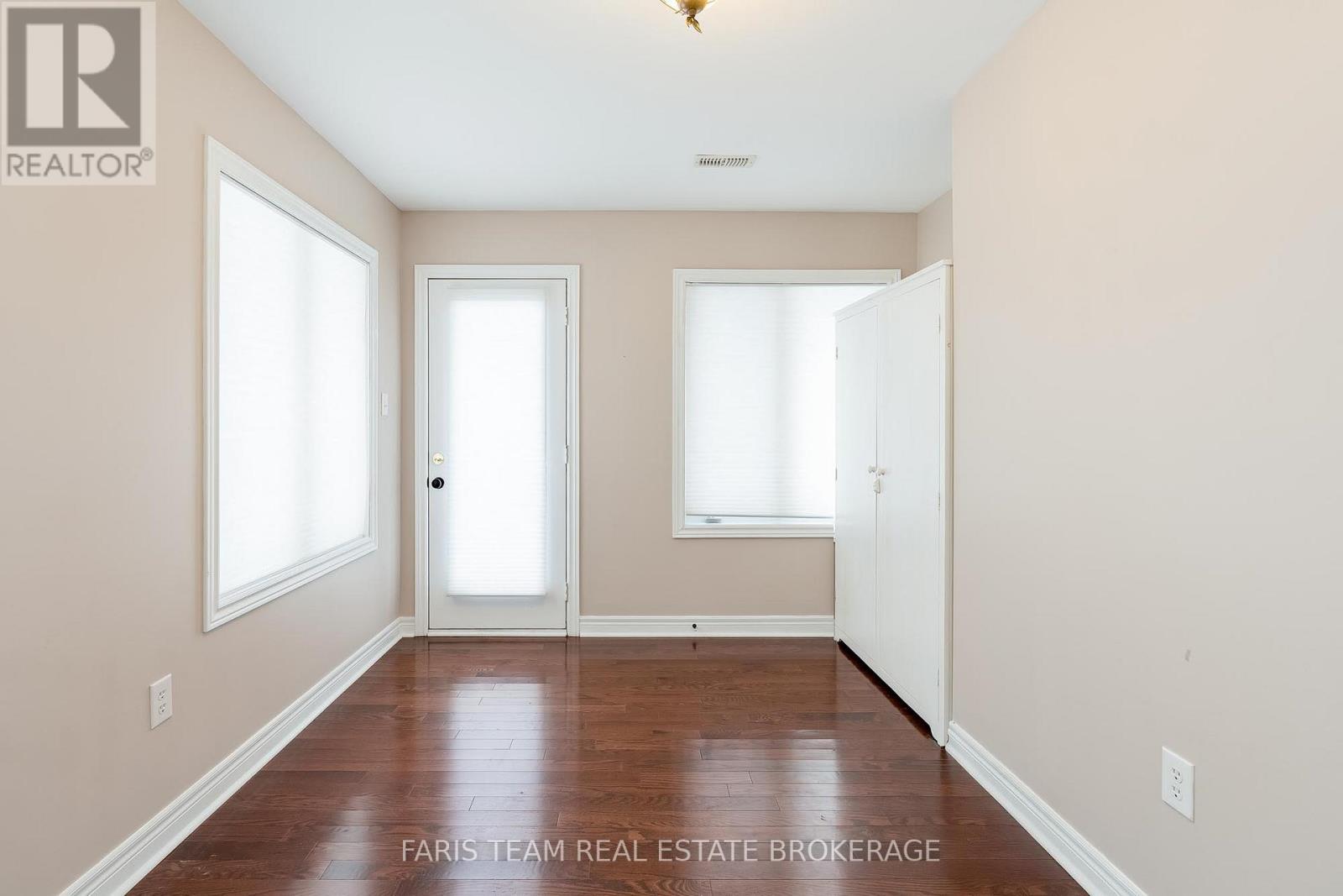 44 Marina Village Drive, Georgian Bay, Ontario  L0K 1S0 - Photo 18 - X12629598