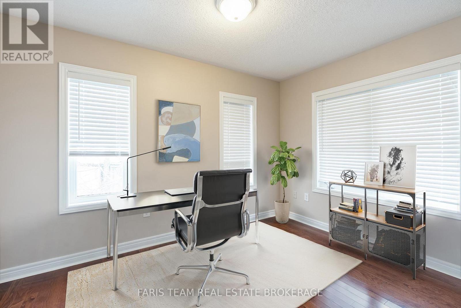 44 Marina Village Drive, Georgian Bay, Ontario  L0K 1S0 - Photo 24 - X12629598