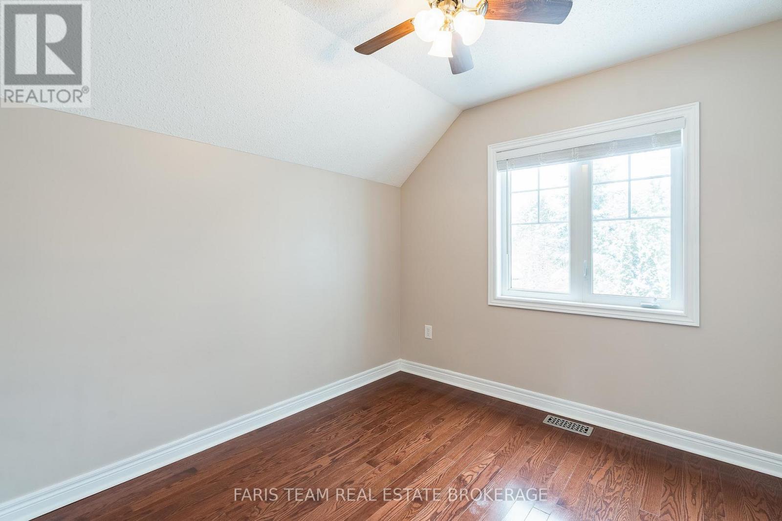 44 Marina Village Drive, Georgian Bay, Ontario  L0K 1S0 - Photo 26 - X12629598