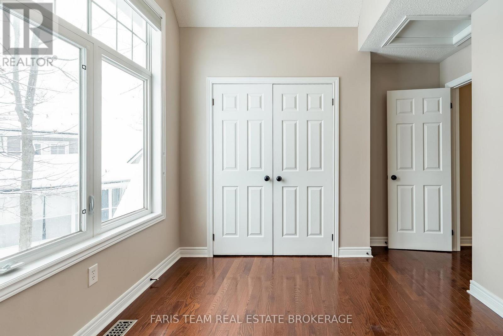 44 Marina Village Drive, Georgian Bay, Ontario  L0K 1S0 - Photo 29 - X12629598