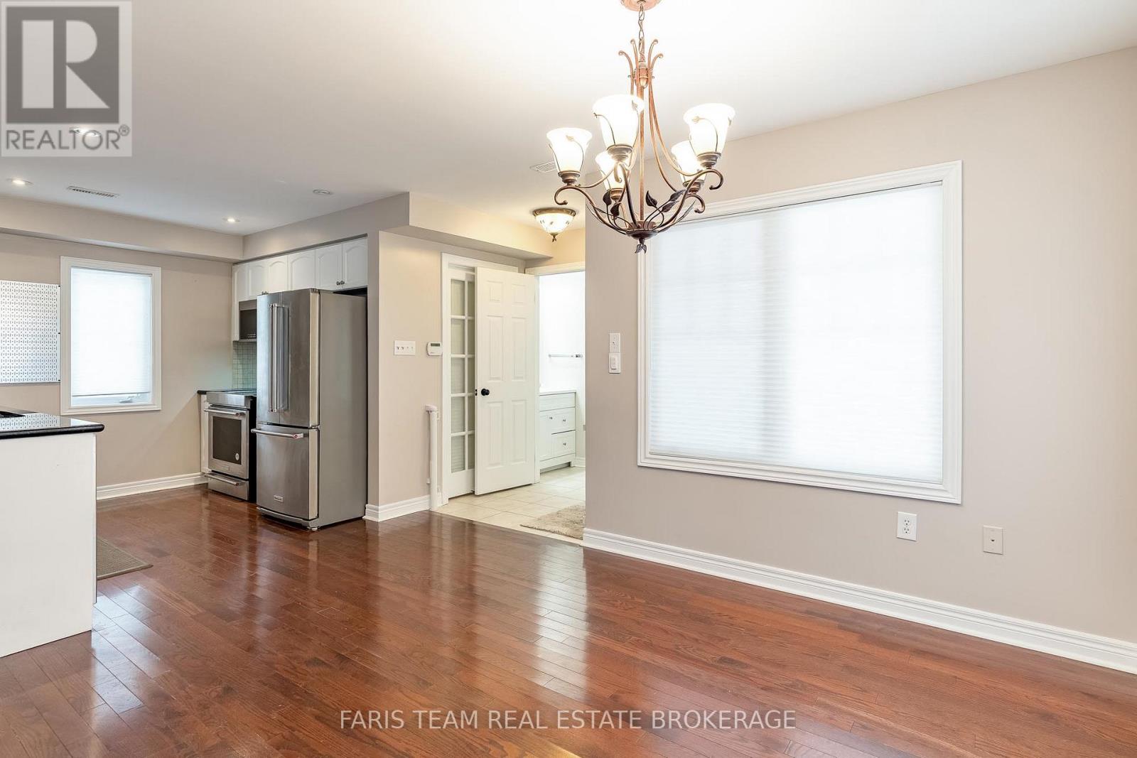 44 Marina Village Drive, Georgian Bay, Ontario  L0K 1S0 - Photo 9 - X12629598