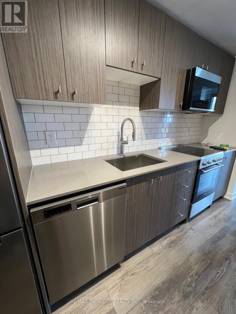 405 - 5 Wellington Street S, Kitchener, Ontario  N2G 0E3 - Photo 12 - X12629626