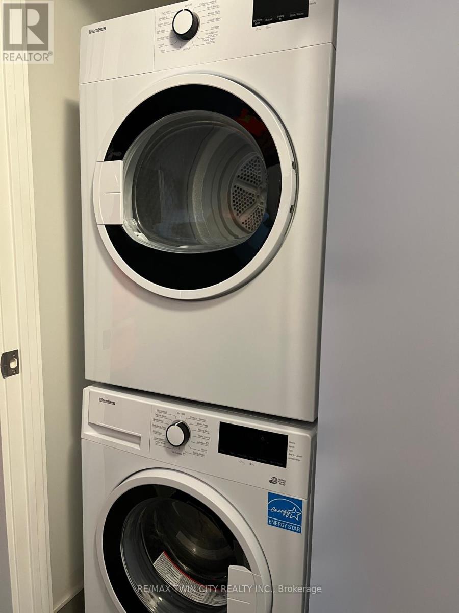 405 - 5 Wellington Street S, Kitchener, Ontario  N2G 0E3 - Photo 13 - X12629626