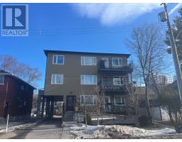 324 CURRELL AVENUE, Ottawa, Ontario
