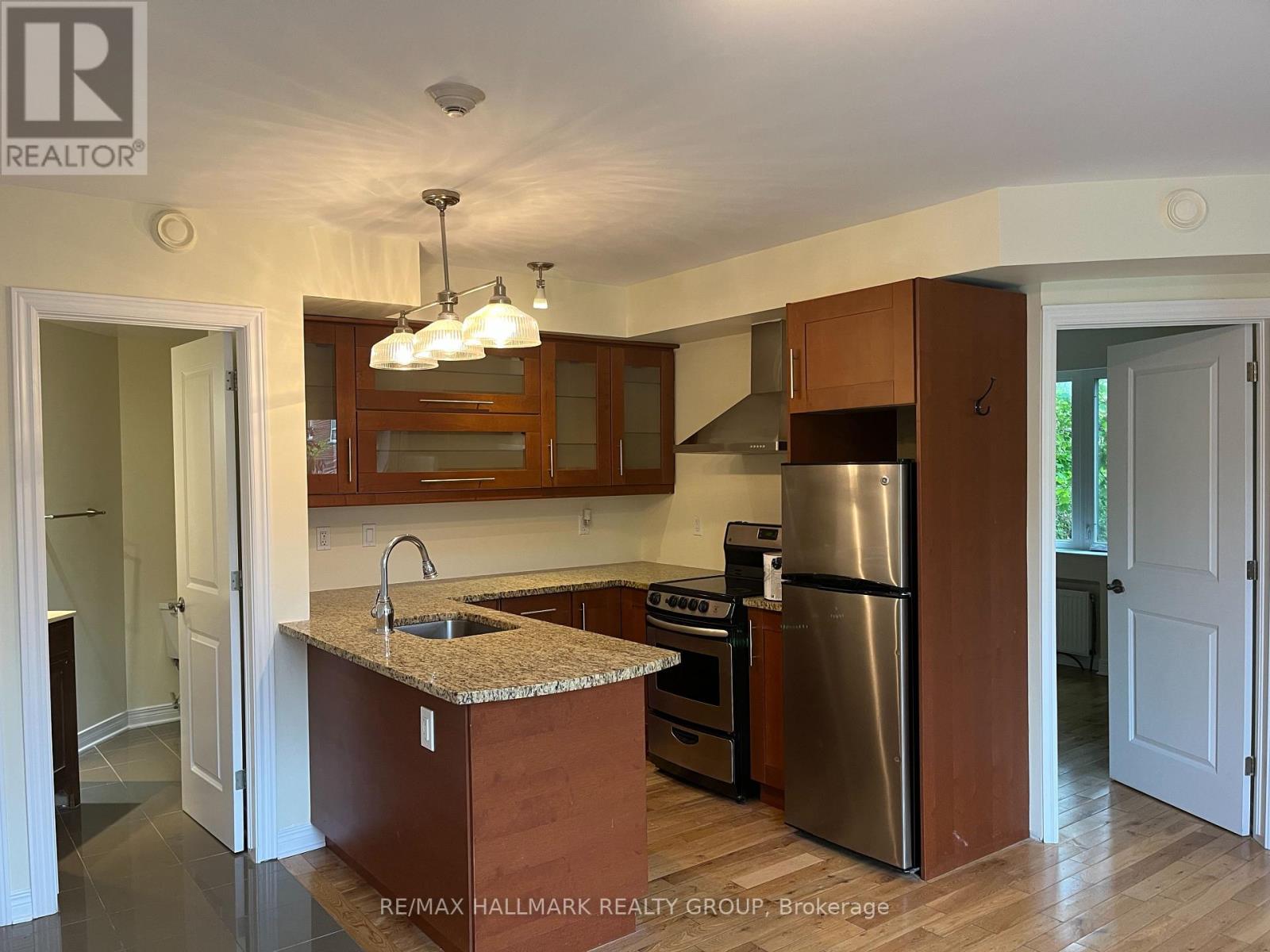 324 Currell Avenue, Ottawa, Ontario  K1Z 7J6 - Photo 17 - X12256609