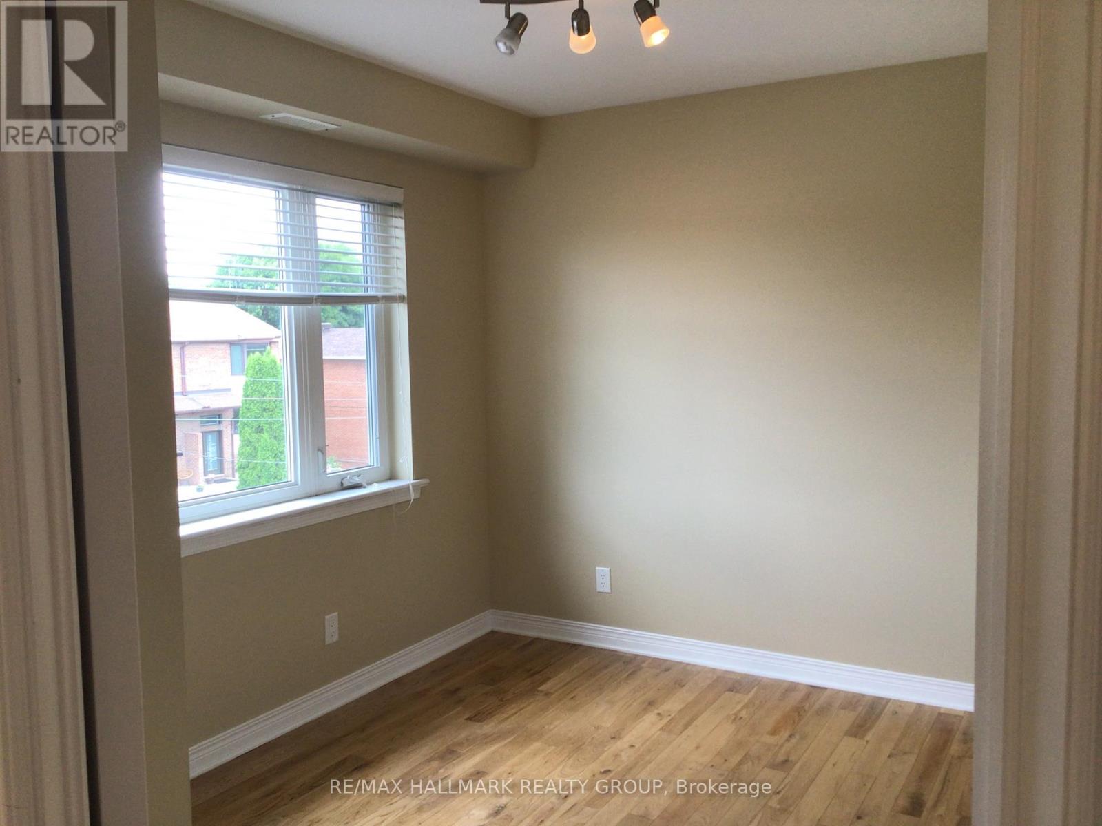 324 Currell Avenue, Ottawa, Ontario  K1Z 7J6 - Photo 16 - X12256609