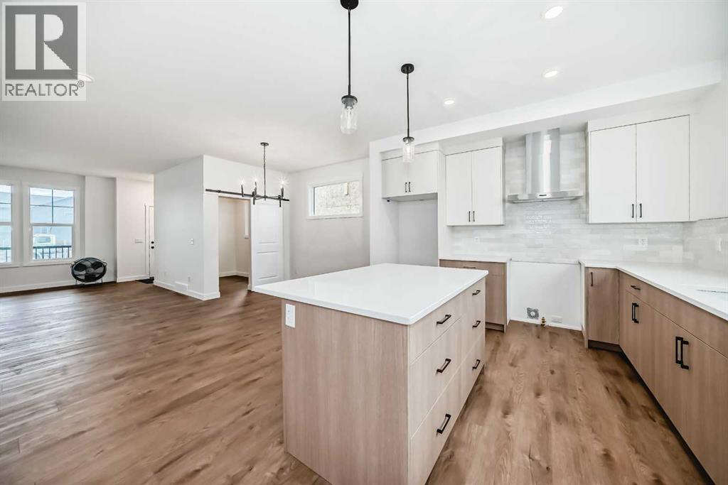 426 Heartland Way, Cochrane, Alberta  T4C 3E5 - Photo 6 - A2235464