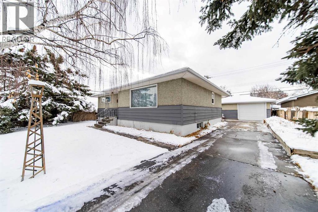 1109 40 Avenue Nw, Calgary, Alberta  T2K 0G3 - Photo 2 - A2272936