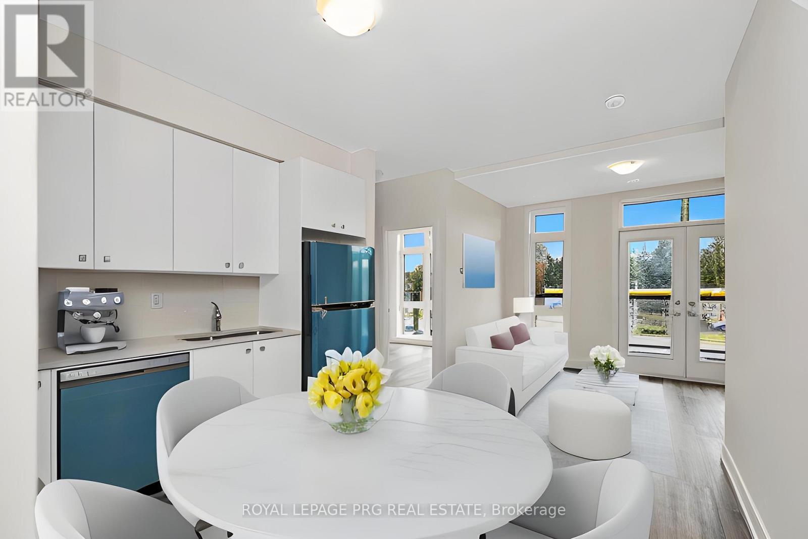 9 - 12860 Yonge Street, Richmond Hill, Ontario  L4E 1J4 - Photo 3 - N12627082