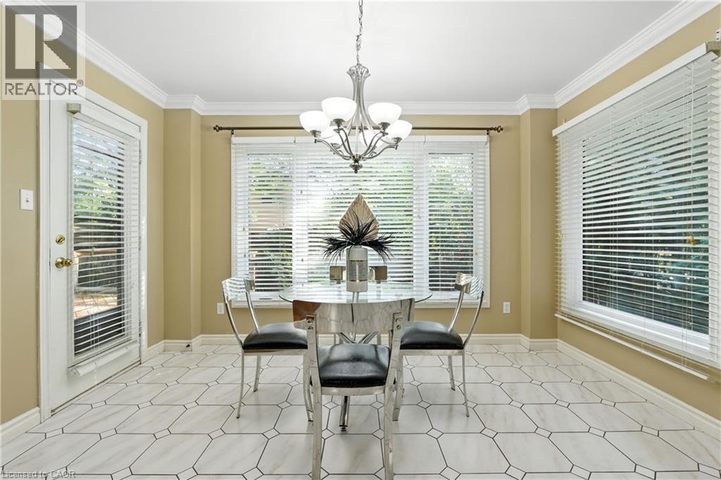 6 Renata Court, Hamilton, Ontario  L9H 6X1 - Photo 17 - 40793652