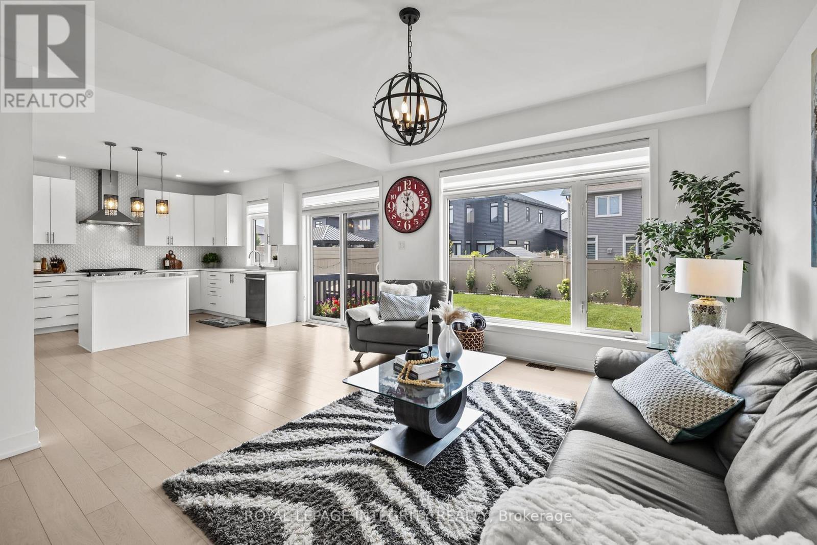 50 Angel Heights, Ottawa, Ontario  K2S 2N4 - Photo 13 - X12557830