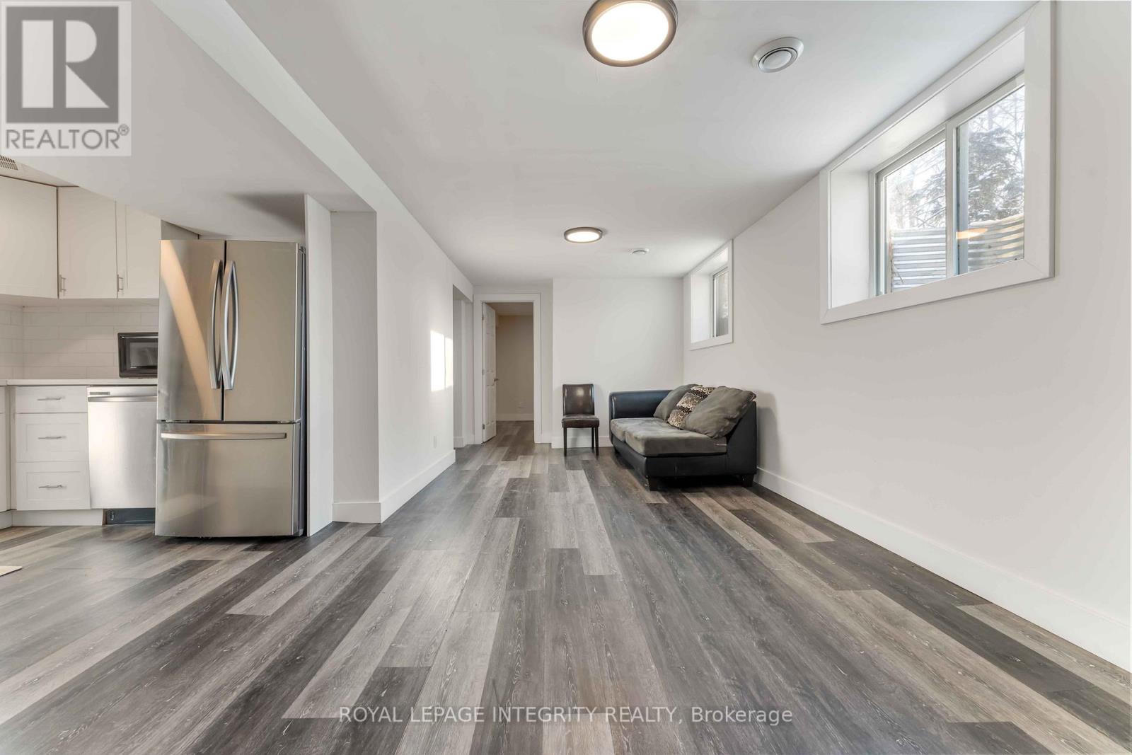 B - 35 Sherry Lane, Ottawa, Ontario K2G 3L4 - Photo 10 - X12597850