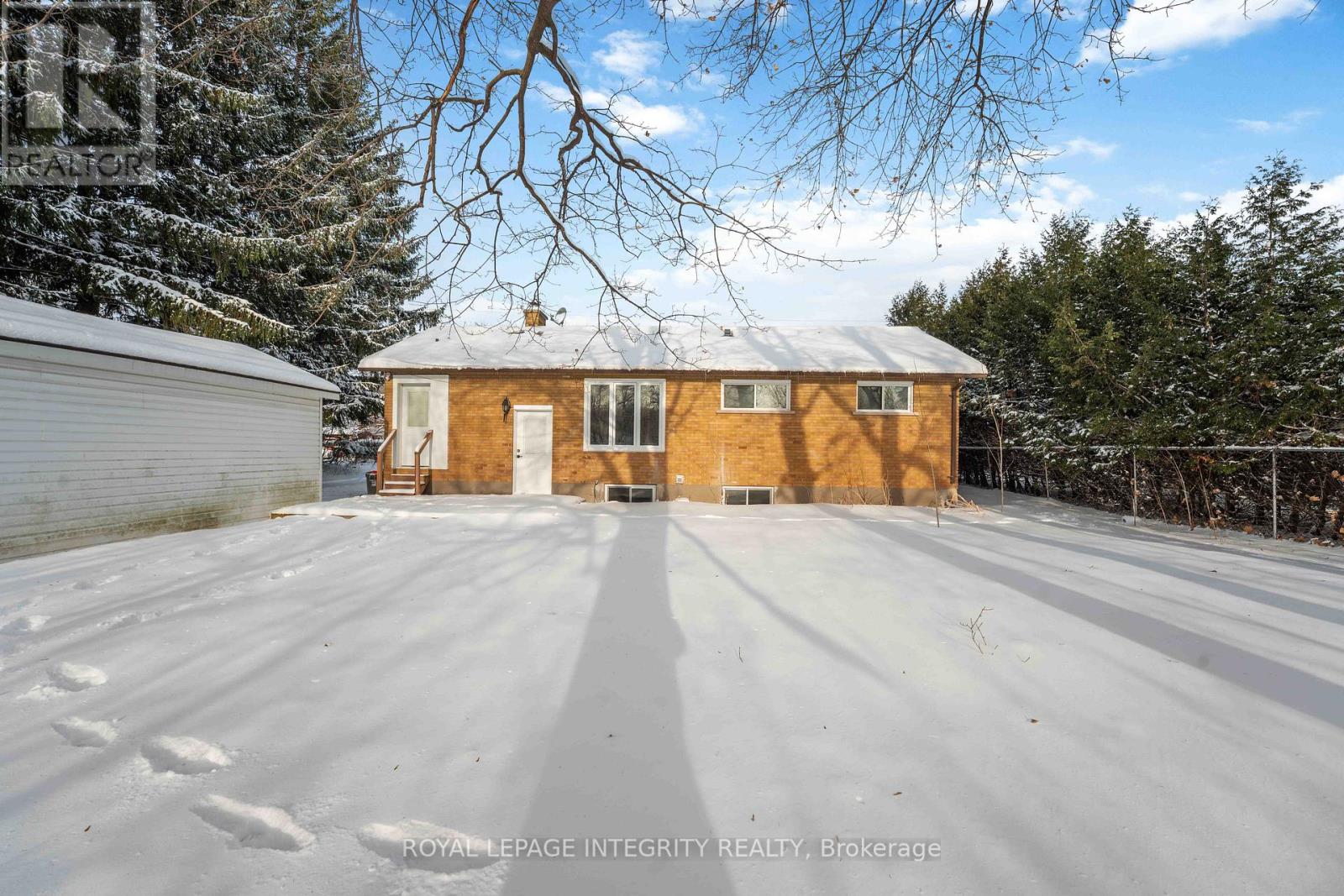 B - 35 Sherry Lane, Ottawa, Ontario K2G 3L4 - Photo 25 - X12597850