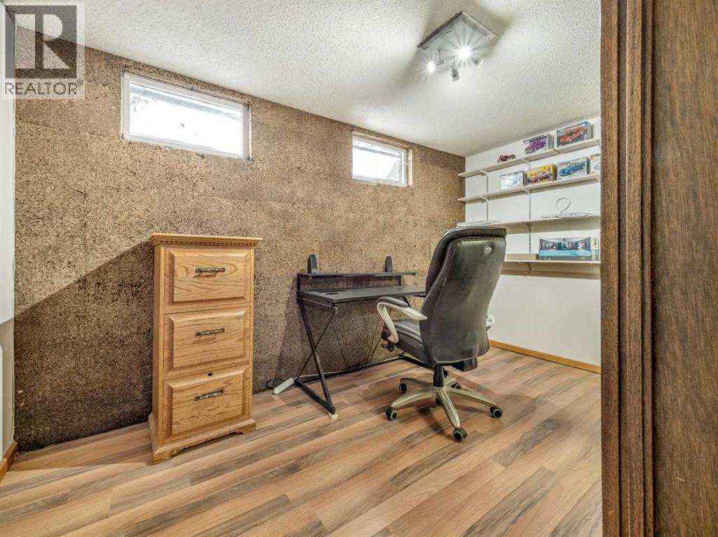 1611 24 Street S, Lethbridge, Alberta  T1K 2M2 - Photo 32 - A2239618