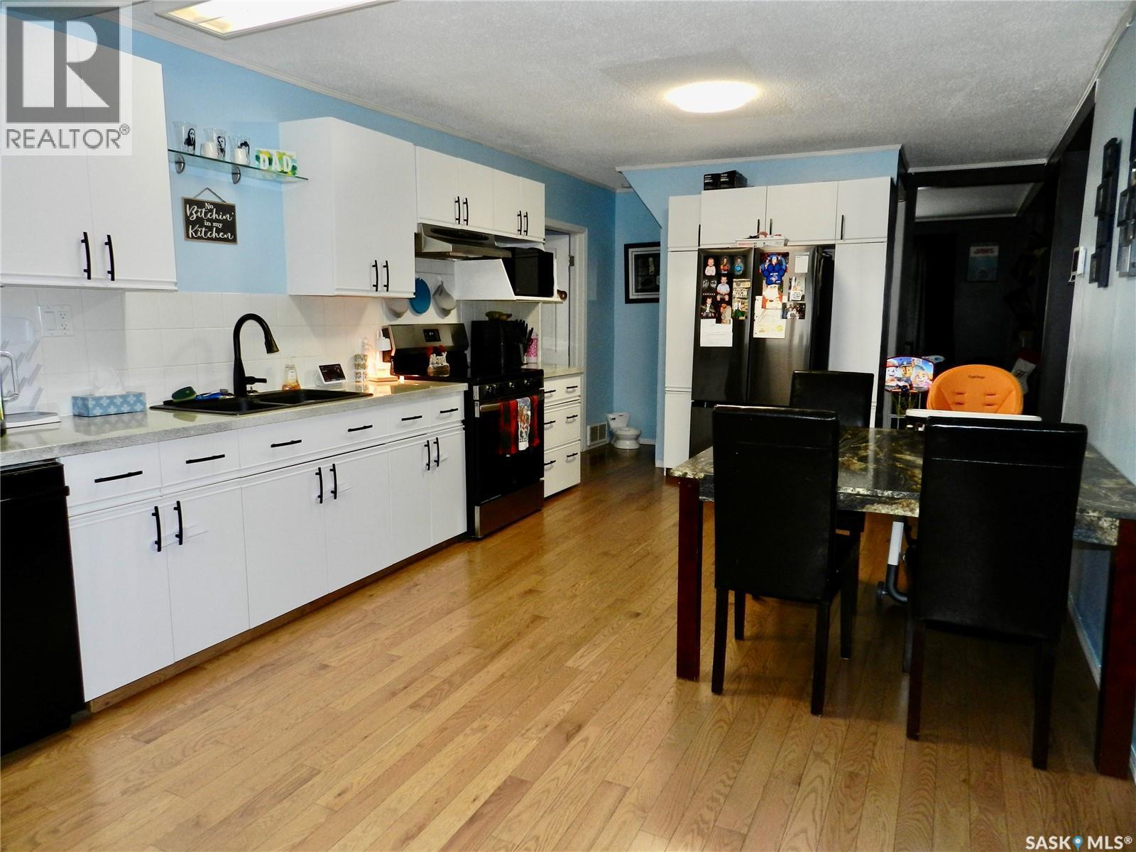 936 Vaughan Street, Moose Jaw, Saskatchewan  S6H 5N8 - Photo 12 - SK025532