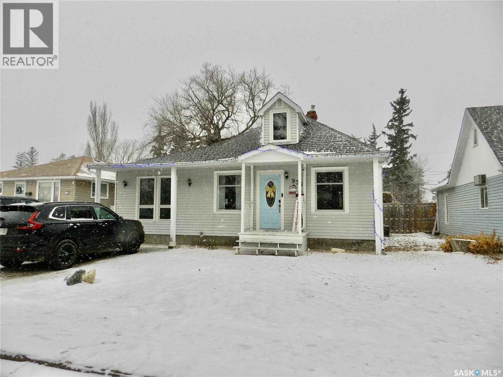 936 Vaughan Street, Moose Jaw, Saskatchewan  S6H 5N8 - Photo 2 - SK025532