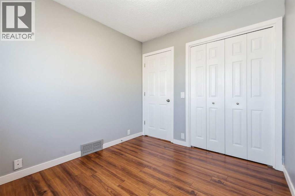 2 Woodfern Road Sw, Calgary, Alberta  T2W 4K9 - Photo 24 - A2273146