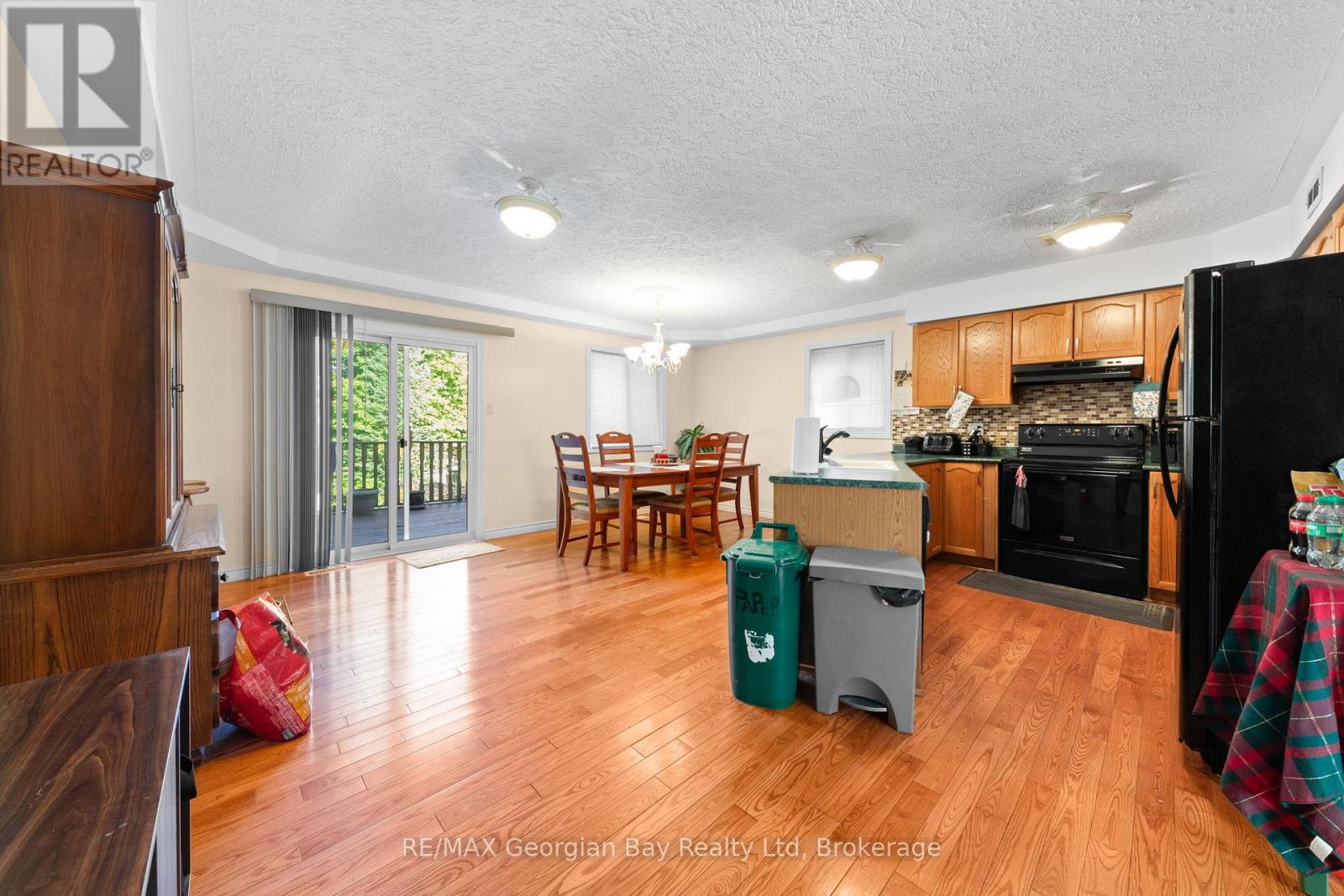 477 Albert Street, Tay, Ontario L0K 2A0 - Photo 8 - S12227183