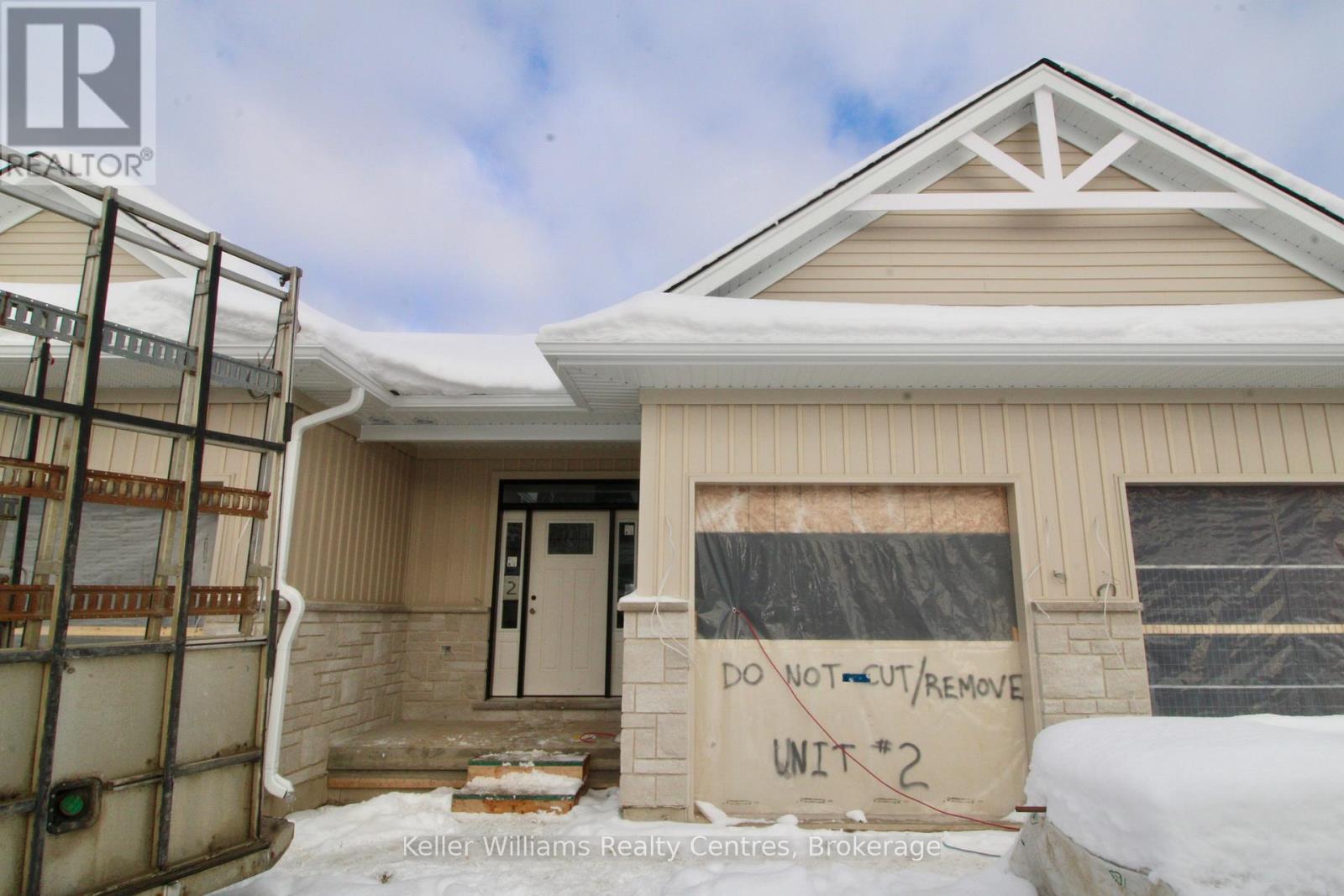 #2 260 7TH STREET, Hanover, Ontario