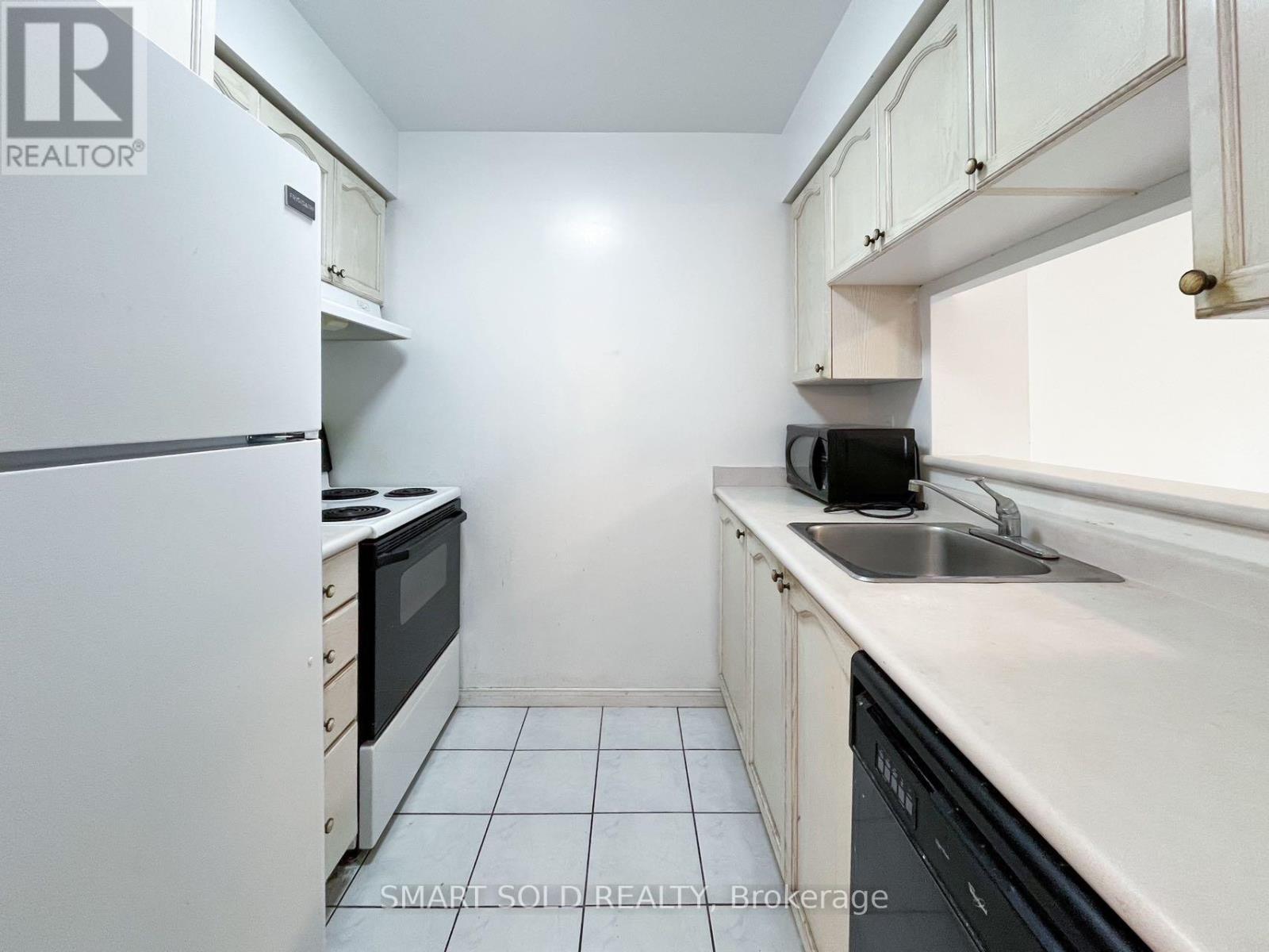 901 - 1 Pemberton Avenue, Toronto, Ontario  M2M 4L9 - Photo 8 - C12629642