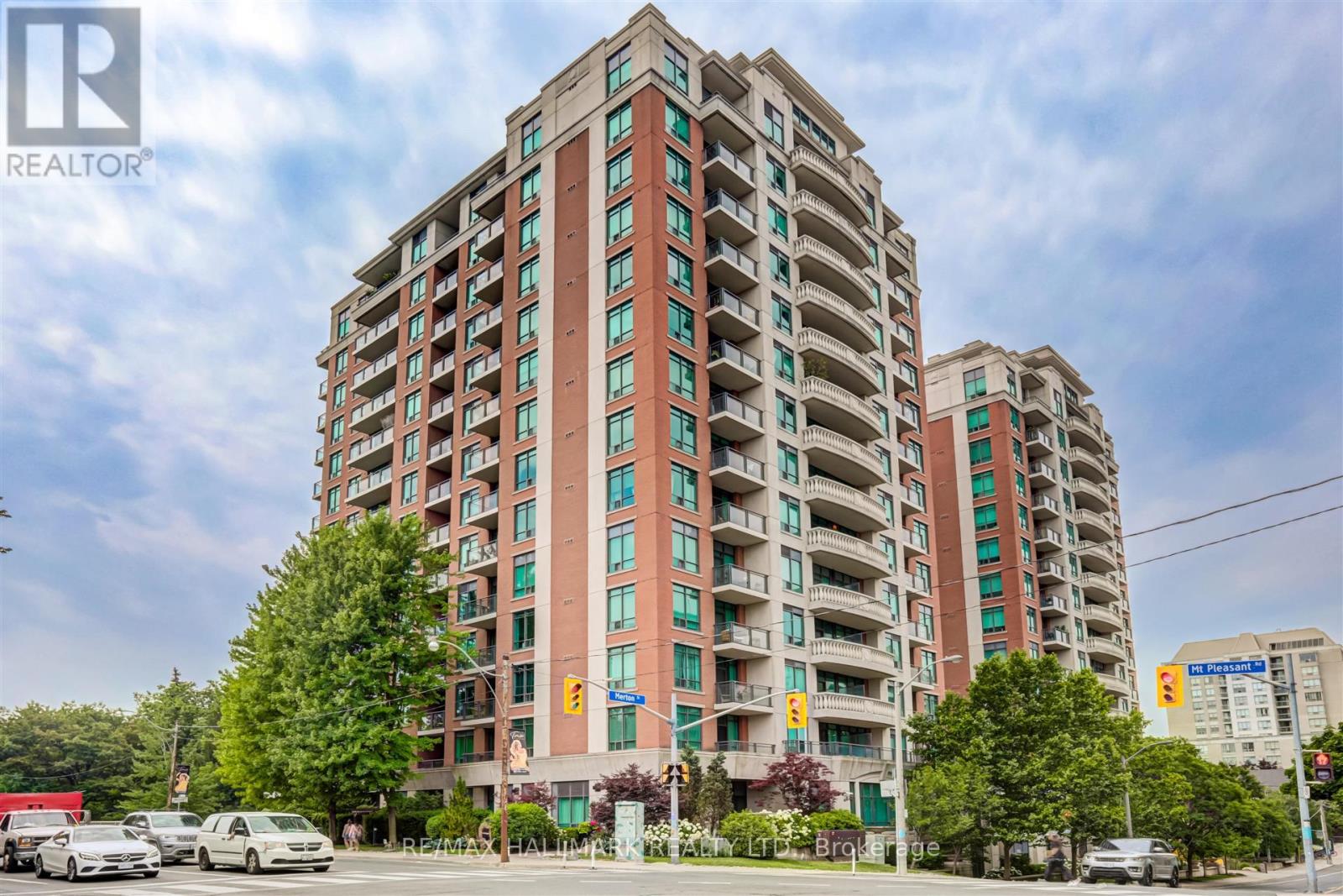 102 - 319 MERTON STREET, Toronto, Ontario