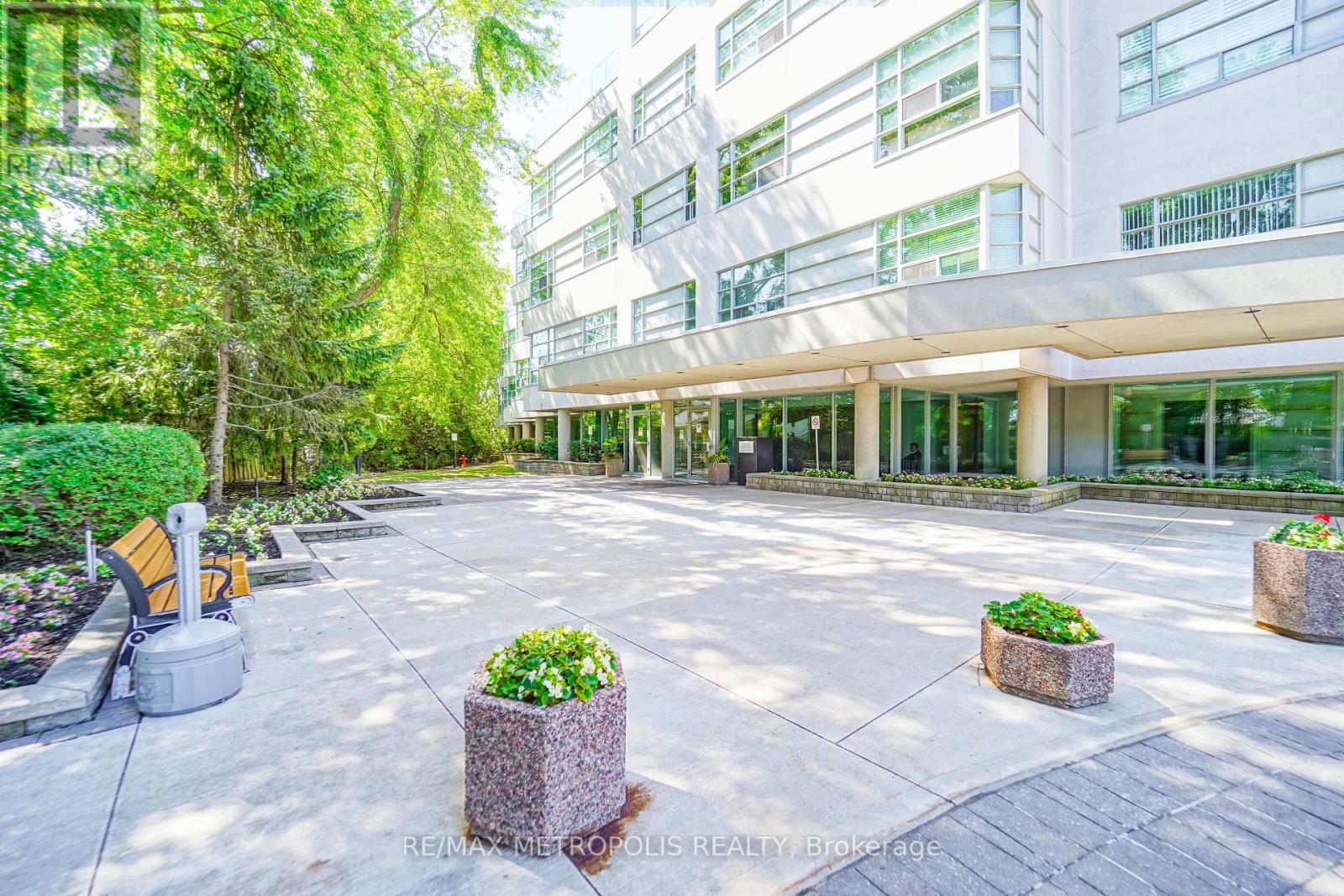 201 - 1 Watergarden Way, Toronto (Bayview Village), Ontario  M2K 2Z7 - Photo 23 - C12629700