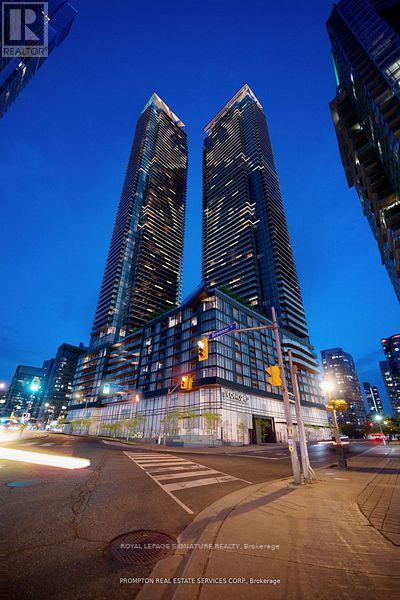 3 Concord Cityplace Way, Toronto (Waterfront Communities), Ontario  M5V 0X4 - Photo 13 - C12629758