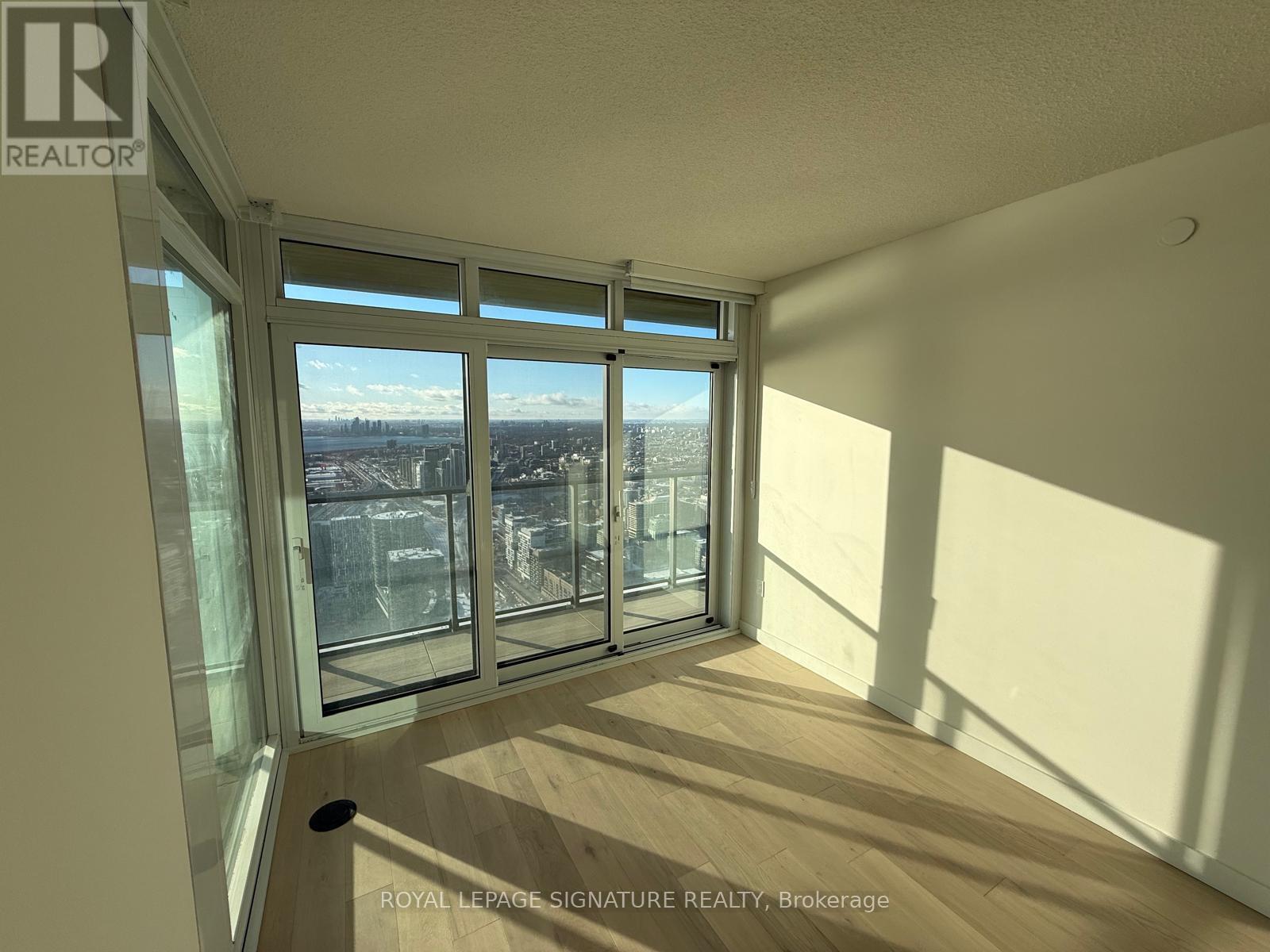 3 Concord Cityplace Way, Toronto (Waterfront Communities), Ontario  M5V 0X4 - Photo 25 - C12629758