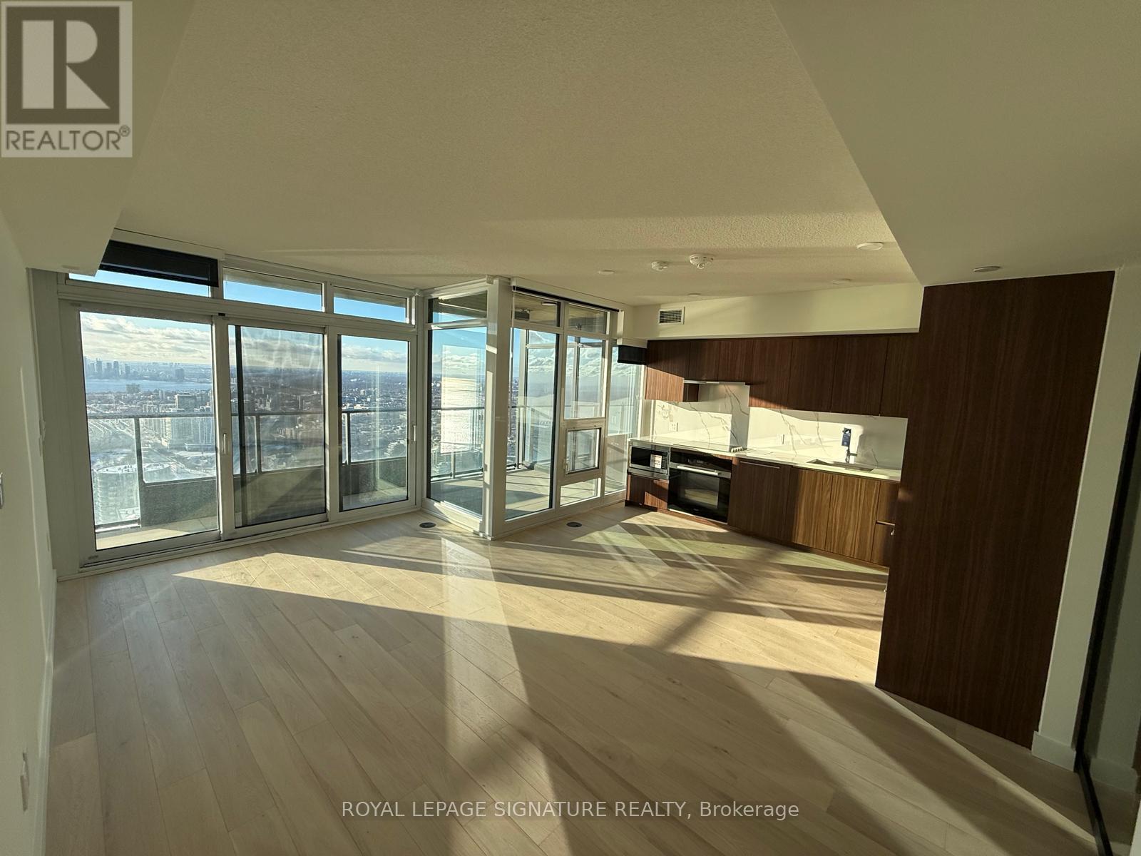 3 Concord Cityplace Way, Toronto (Waterfront Communities), Ontario  M5V 0X4 - Photo 36 - C12629758