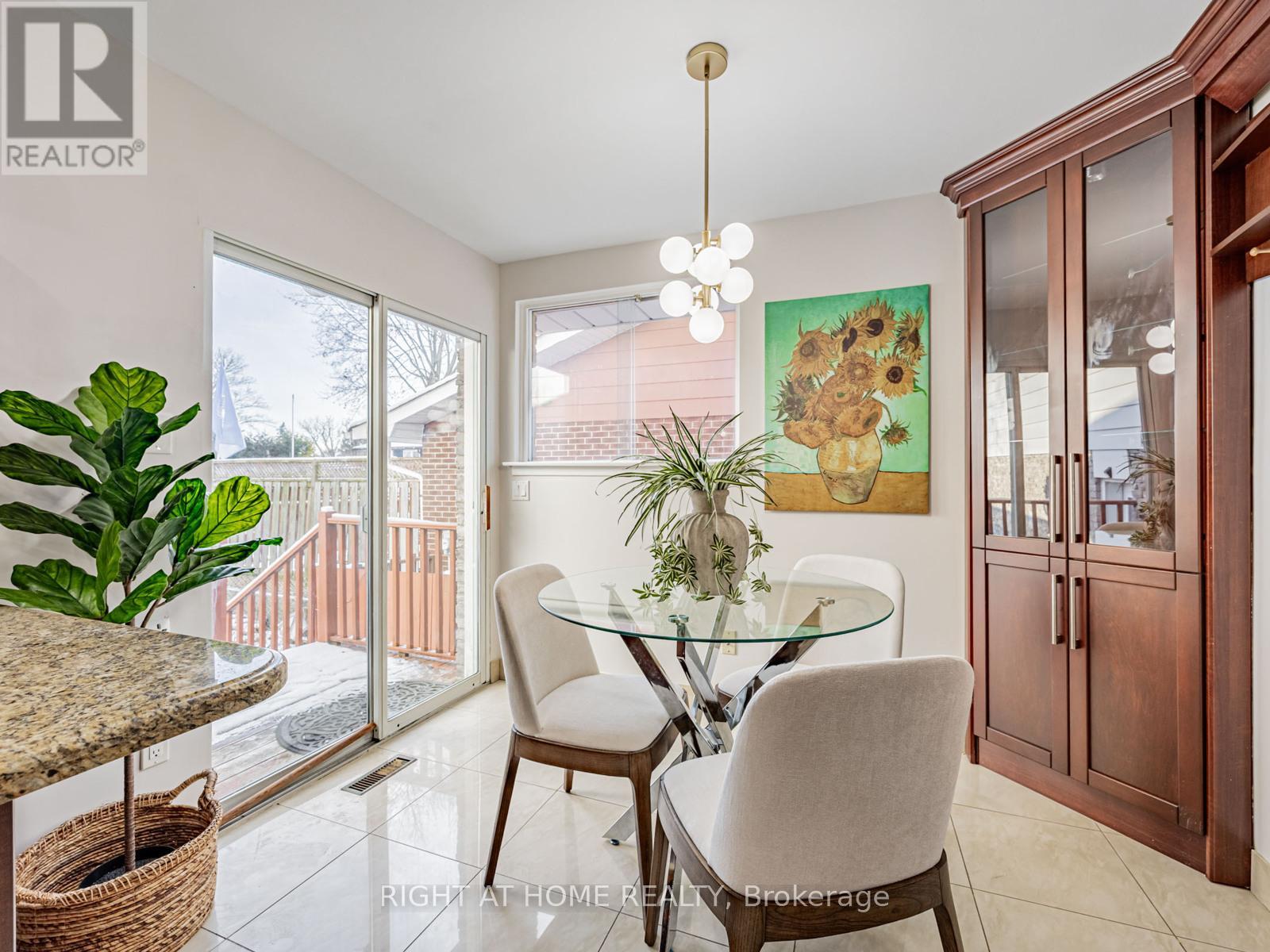 5 Foord Road, Ajax, Ontario L1S 1K6 - Photo 10 - E12629660