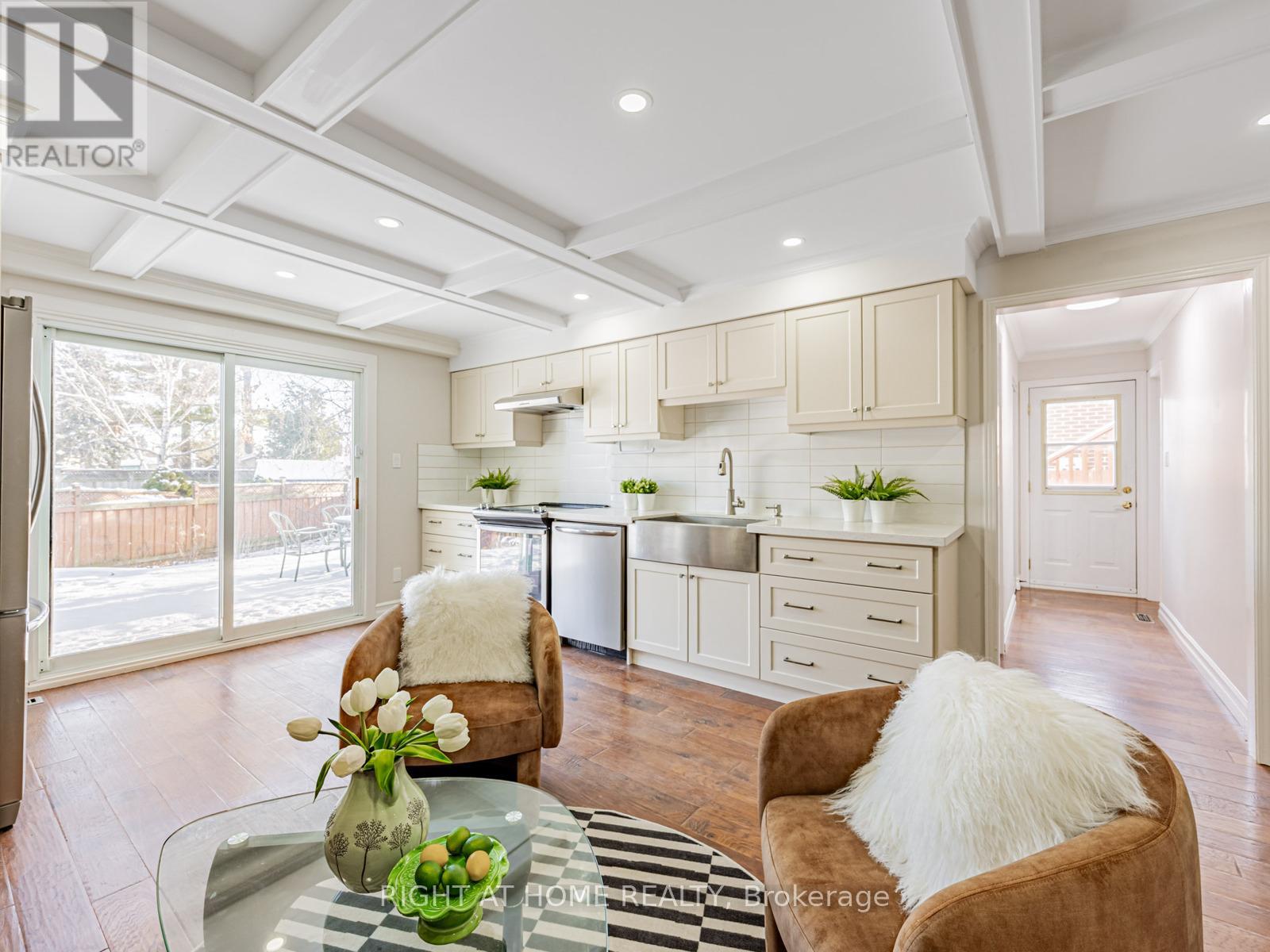 5 Foord Road, Ajax, Ontario L1S 1K6 - Photo 18 - E12629660