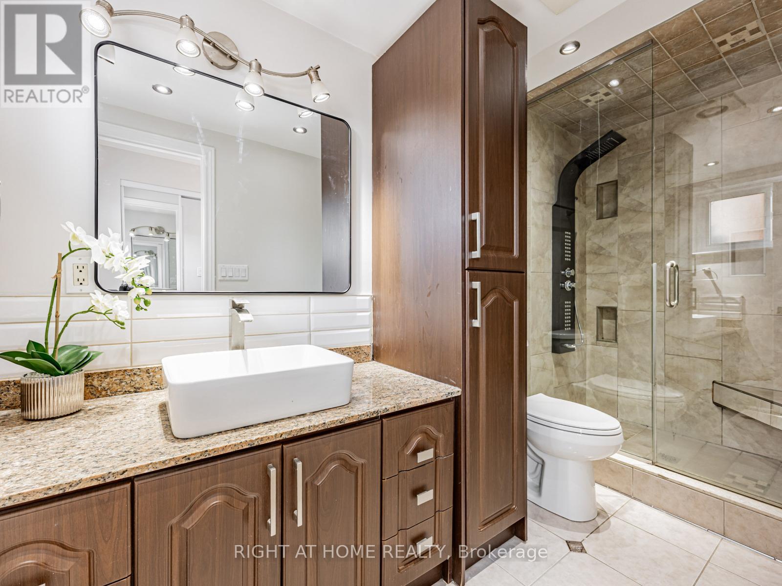 5 Foord Road, Ajax, Ontario L1S 1K6 - Photo 20 - E12629660