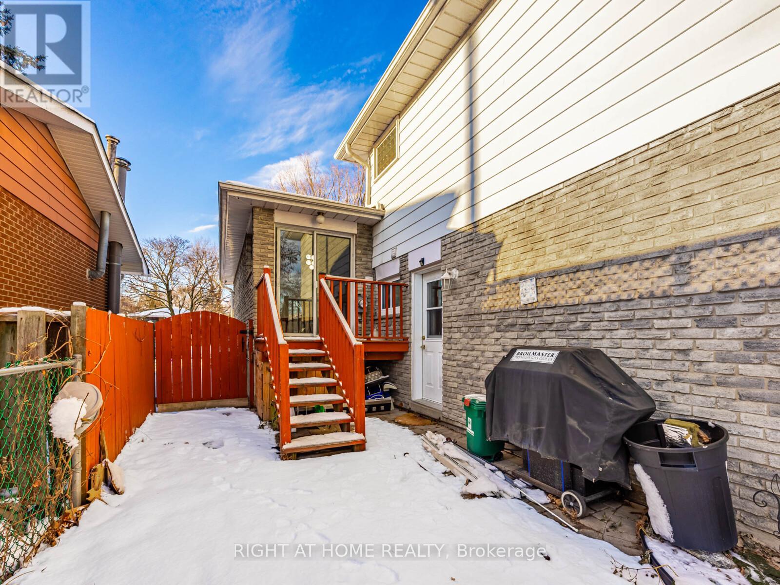 5 Foord Road, Ajax, Ontario L1S 1K6 - Photo 27 - E12629660