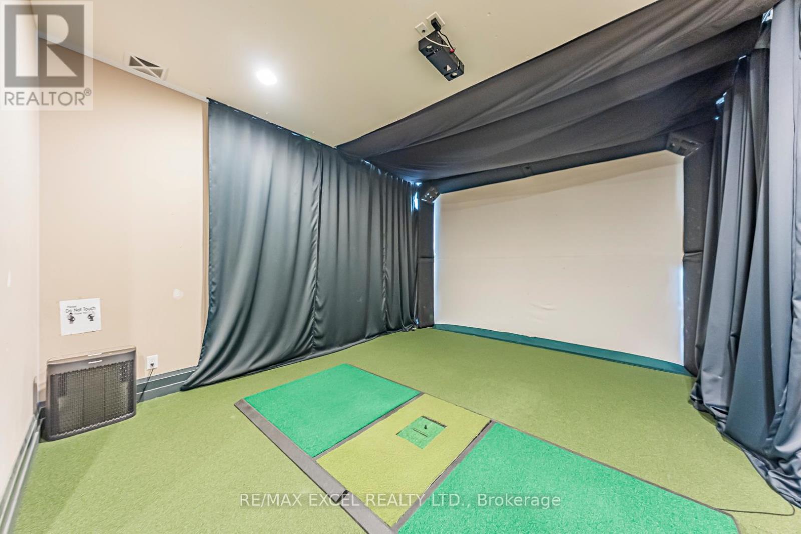 110 - 1 Upper Duke Crescent, Markham, Ontario  L6G 0B6 - Photo 7 - N12629678