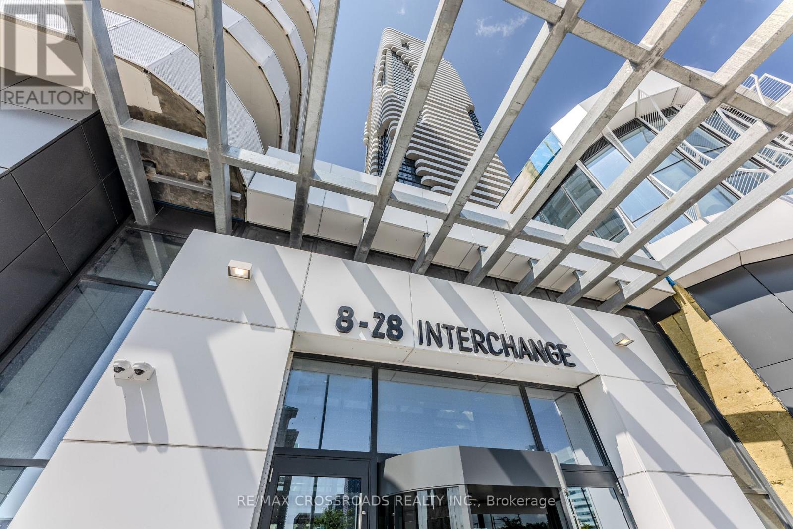 3908 - 8 Interchange Way, Vaughan (Vaughan Corporate Centre), Ontario  L4K 5Z7 - Photo 2 - N12629690