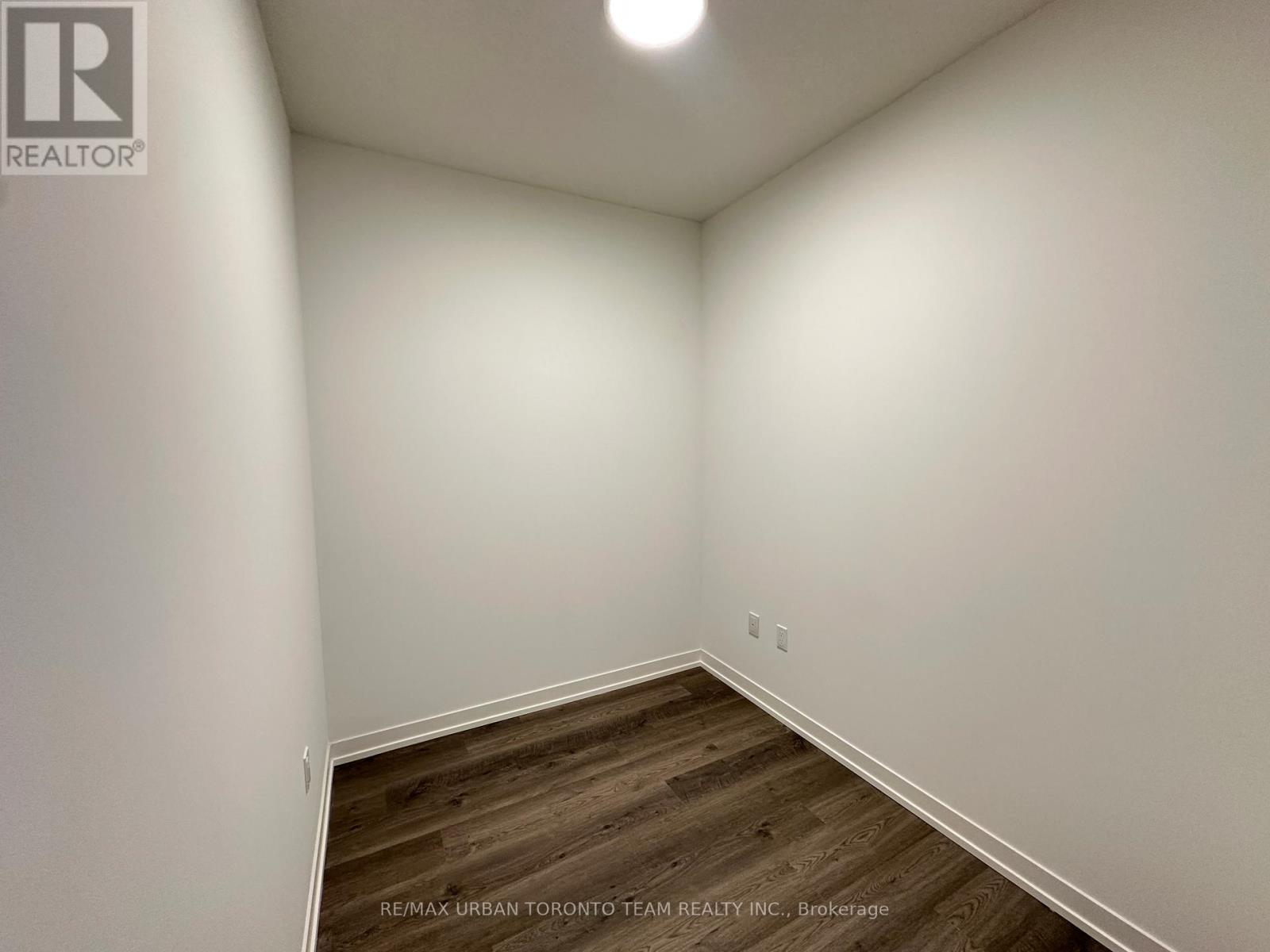 4007 - 8 Interchange Way, Vaughan (Vaughan Corporate Centre), Ontario  L4K 5Z7 - Photo 16 - N12629748