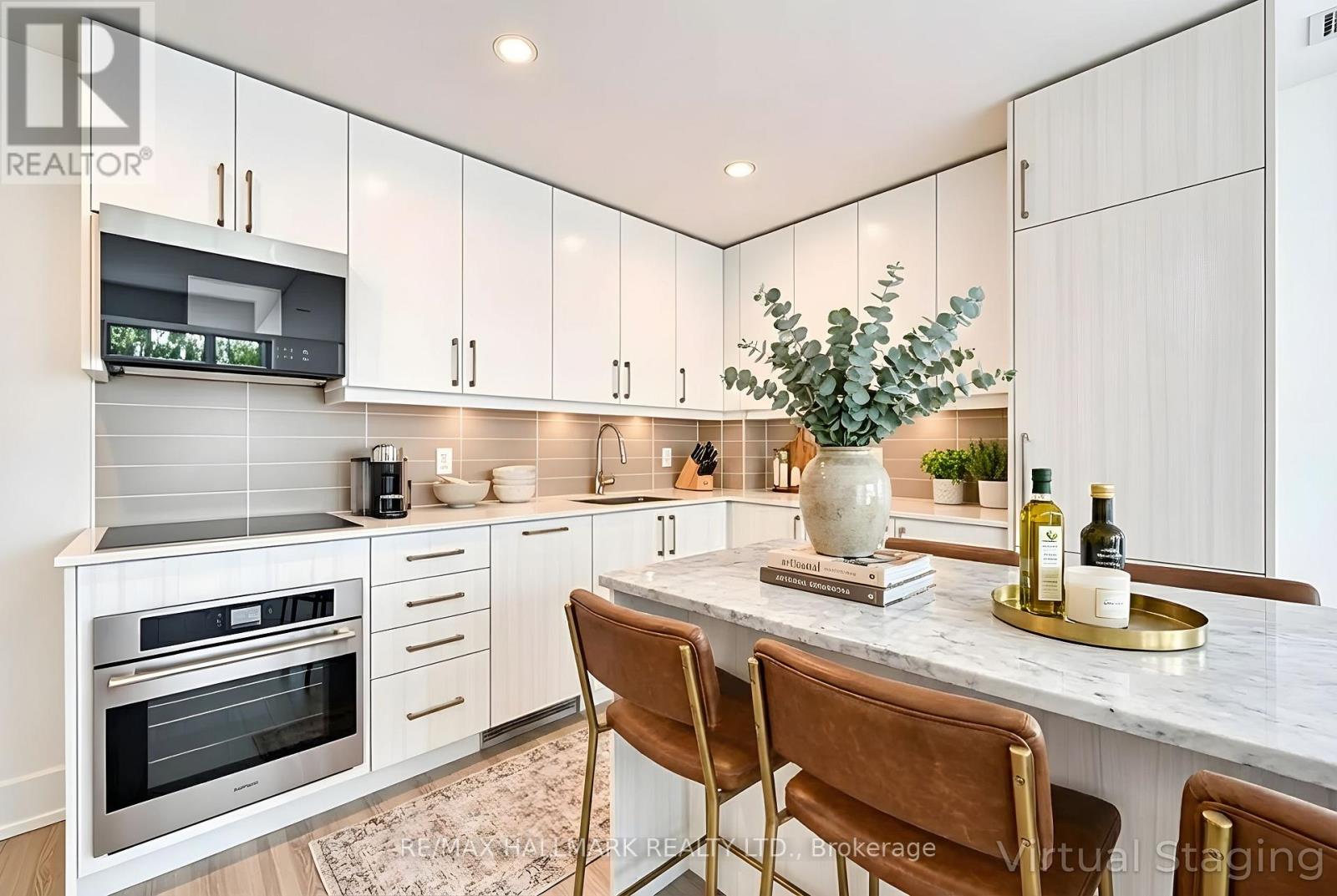 247 - 2075 King Road, King, Ontario  L7B 0R6 - Photo 8 - N12629756