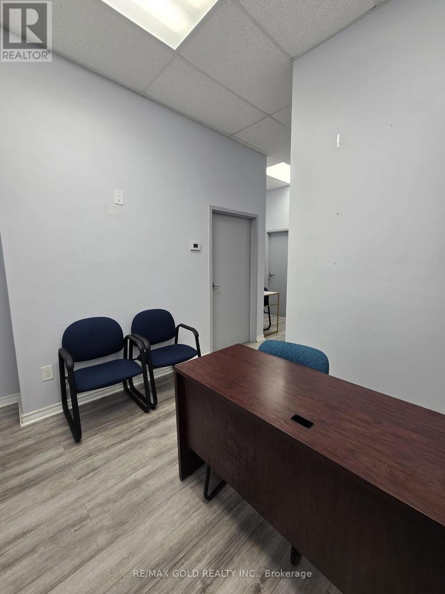233 - 80 Maritime Ontario Boulevard, Brampton, Ontario L6S 0E7 - Photo 6 - W12629366